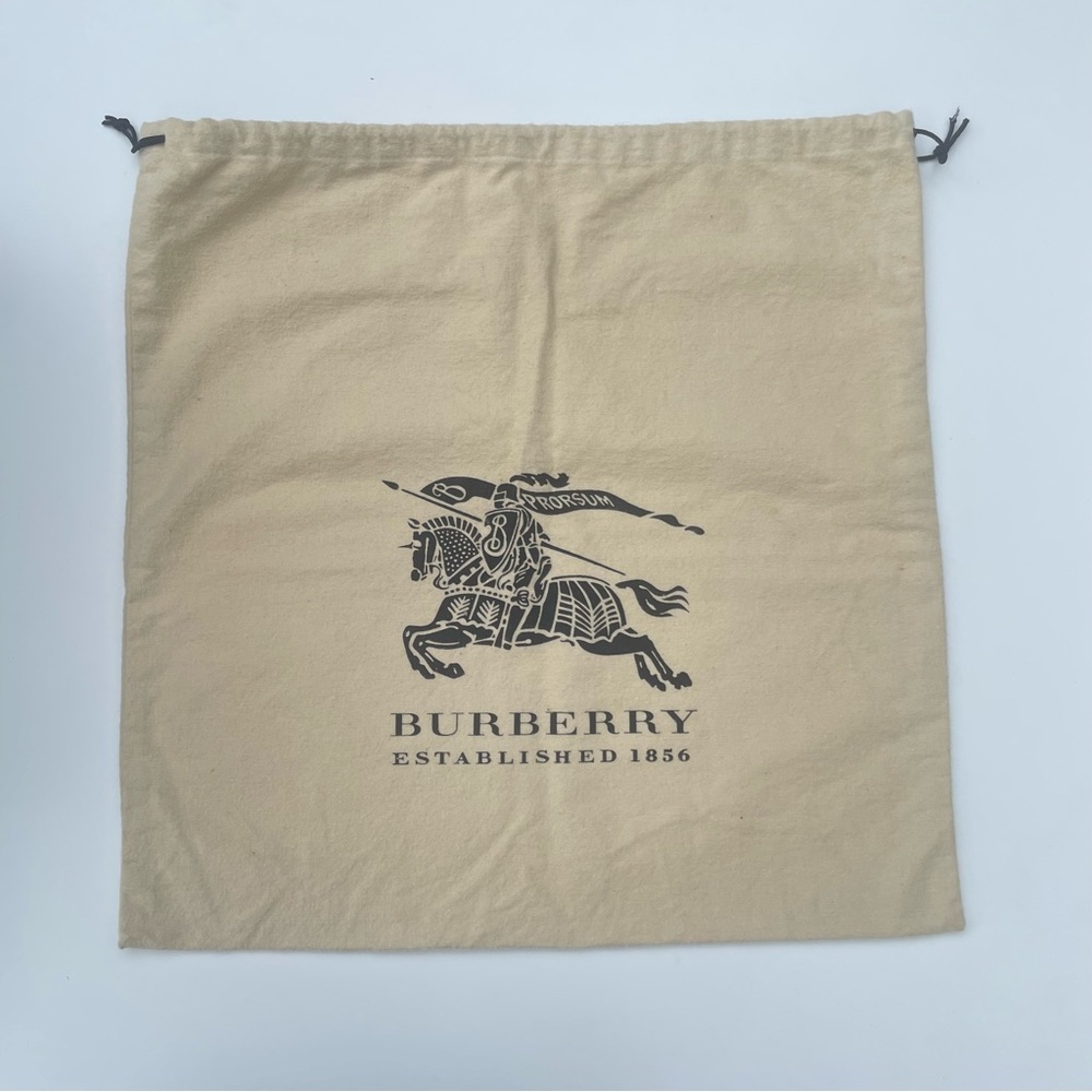 BURBERRY Dust Bag